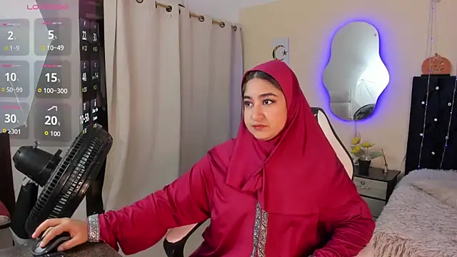 SamiraAwada online show from April 2026 07:14:01 PM