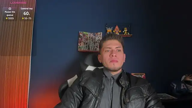 Snapshot of SebastianMaximoff_ chatting on July 2026 07:30:01 PM SebastianMaximoff online show from July 2026 07:30:01 PM