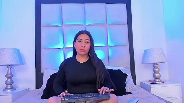 SussyFox online show from February 2026 12:10:02 PM