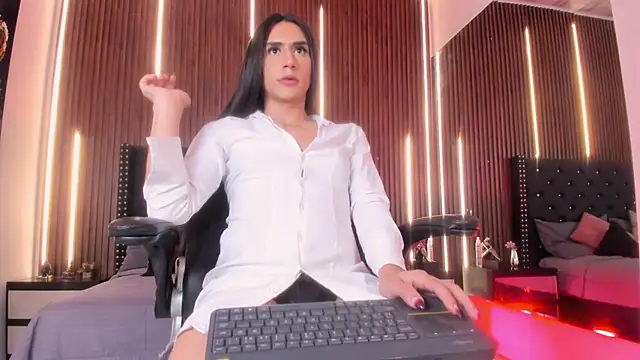 Snapshot of Viannca__ chatting on April 2026 08:04:02 AM Viannca online show from April 2026 08:04:02 AM