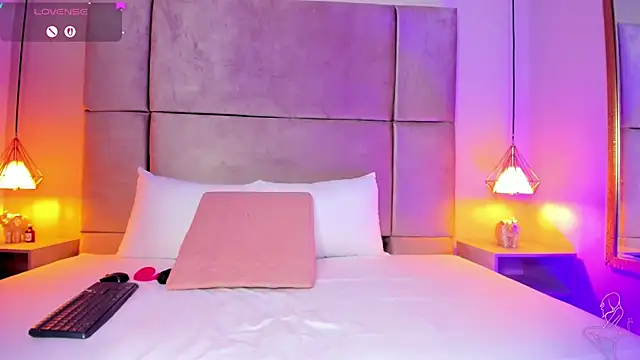 Snapshot of Zafiro11_ chatting on February 2026 12:06:01 PM Zafiro11 online show from February 2026 12:06:01 PM