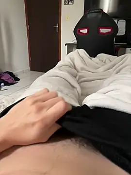 hungtwinkBR online show from February 2026 03:27:01 PM