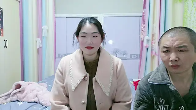 LunasSecret online show from February 2026 05:15:01 AM