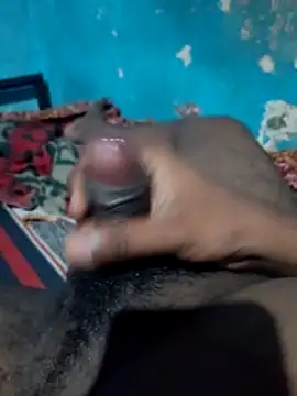 Snapshot of Shrikz99 chatting on February 2026 07:40:01 PM Shrikz99 online show from February 2026 07:40:01 PM