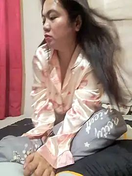 Snapshot of Zyramae_25 chatting on March 2026 04:41:01 AM Zyramae 25 online show from March 2026 04:41:01 AM