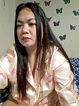 Snapshot of Zyramae_25 chatting on July 2026 07:05:02 PM Zyramae 25 online show from July 2026 07:05:02 PM