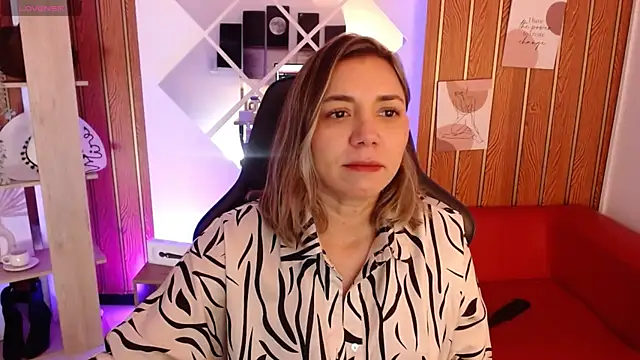 Snapshot of milfsecret69 chatting on July 2026 11:14:01 AM milfsecret69 online show from July 2026 11:14:01 AM