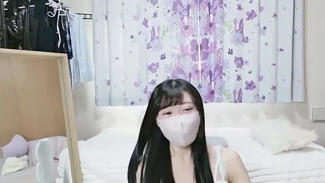 Snapshot of MOE_o0 chatting on February 2026 03:18:01 AM MOE o0 online show from February 2026 03:18:01 AM