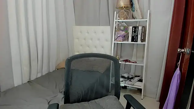 Snapshot of urtwinkjoshx chatting on March 2026 04:25:01 AM urtwinkjoshx online show from March 2026 04:25:01 AM