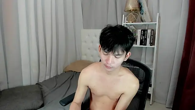 Snapshot of urtwinkjoshx chatting on March 2026 07:15:01 AM urtwinkjoshx online show from March 2026 07:15:01 AM