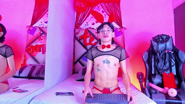 Bennet-Gray online show from February 2026 05:04:01 AM