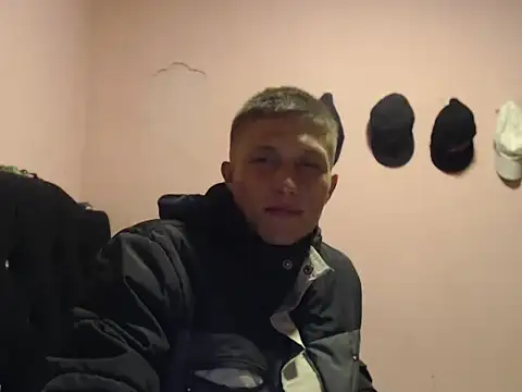 Snapshot of Cronos_Hot_8 chatting on February 2026 06:16:01 PM Cronos Hot 8 online show from February 2026 06:16:01 PM