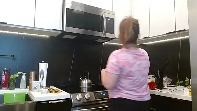 HazelSkyesChat online show from March 2026 10:11:01 PM