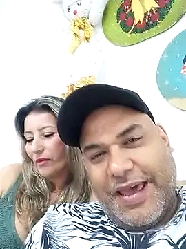 Snapshot of wessAndSandri chatting on February 2026 08:05:02 PM wessAndSandri online show from February 2026 08:05:02 PM