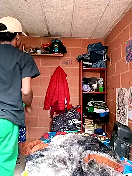 Snapshot of suckdream chatting on March 2026 03:01:01 PM suckdream online show from March 2026 03:01:01 PM