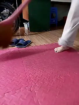 Snapshot of Tulip_ii chatting on February 2026 03:43:01 AM Tulip ii online show from February 2026 03:43:01 AM