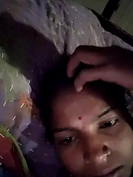 Snapshot of Gungun_thakur chatting on April 2026 10:00:02 PM Gungun thakur online show from April 2026 10:00:02 PM