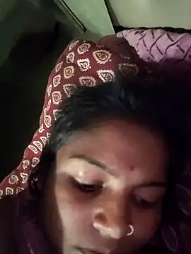Snapshot of Gungun_thakur chatting on April 2026 04:18:01 PM Gungun thakur online show from April 2026 04:18:01 PM