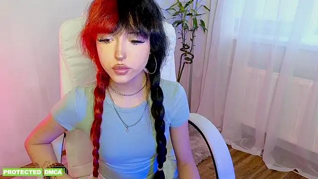   Amiraa online show from February 2026 01:09:02 PM