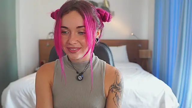 Sarah Pink online show from January 2026 03:22:01 AM