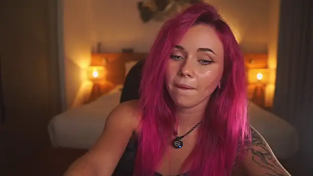 Sarah Pink online show from June 2026 12:20:02 PM