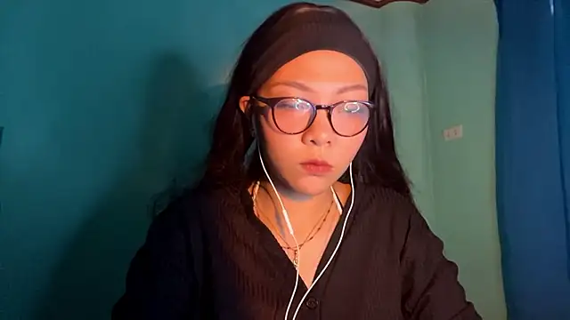 Snapshot of TerisaYellow chatting on February 2026 08:57:02 AM TerisaYellow online show from February 2026 08:57:02 AM