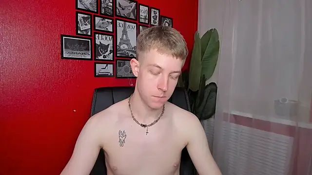Snapshot of Dylan_Norton chatting on June 2026 10:27:01 AM Dylan Norton online show from June 2026 10:27:01 AM