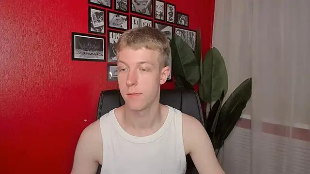 Snapshot of Dylan_Norton chatting on July 2026 10:54:01 AM Dylan Norton online show from July 2026 10:54:01 AM