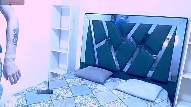 lucke collins22 online show from February 2026 07:47:02 AM