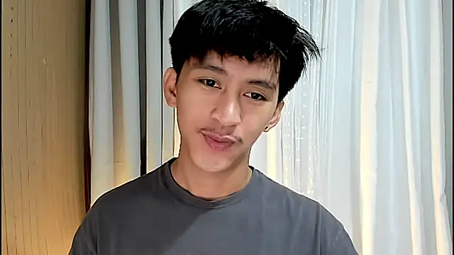  andrie69  online show from April 2026 12:43:02 AM