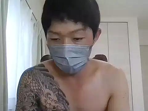 Snapshot of K0U-123 chatting on June 2026 11:25:01 PM K0U-123 online show from June 2026 11:25:01 PM