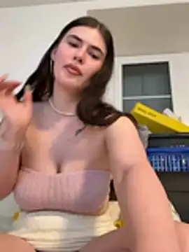 Evie-Moore online show from February 2026 05:19:02 PM