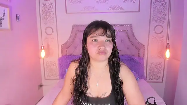 Snapshot of Honny_Blaice_ chatting on June 2026 11:45:02 AM Honny Blaice online show from June 2026 11:45:02 AM