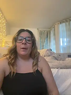 JasmineGlow7 online show from March 2026 04:25:02 PM