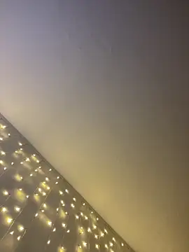 JasmineGlow7 online show from April 2026 09:31:02 PM