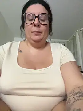Snapshot of JasmineGlow7 chatting on April 2026 09:01:01 PM JasmineGlow7 online show from April 2026 09:01:01 PM