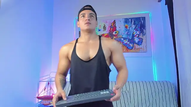 Snapshot of jhon_nicolas chatting on May 2026 11:11:01 PM jhon nicolas online show from May 2026 11:11:01 PM