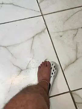 Snapshot of Gordinho_dos_pes chatting on February 2026 09:00:02 PM Gordinho dos pes online show from February 2026 09:00:02 PM