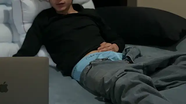 Mardelrey online show from April 2026 07:40:02 PM