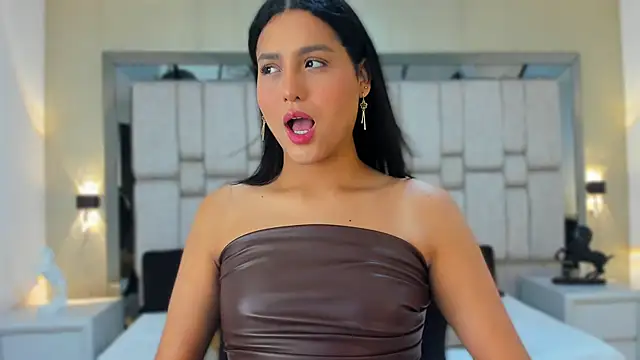 ValeryCooper18 online show from February 2026 06:48:01 PM