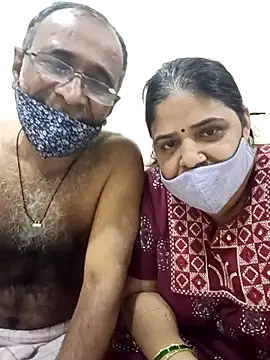 HoneyHush online show from April 2026 10:13:02 AM