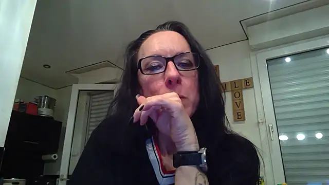 Snapshot of FITGIRL-MAEVA chatting on February 2026 08:13:01 PM FITGIRL-MAEVA online show from February 2026 08:13:01 PM