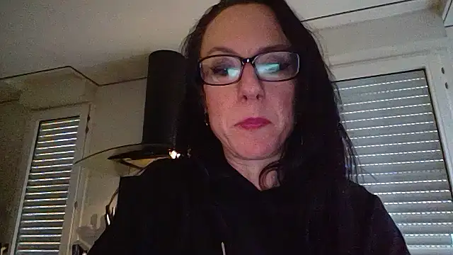 Snapshot of FITGIRL-MAEVA chatting on February 2026 04:26:01 PM FITGIRL-MAEVA online show from February 2026 04:26:01 PM