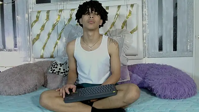 Snapshot of ian_smith_ chatting on February 2026 12:26:01 PM ian smith online show from February 2026 12:26:01 PM