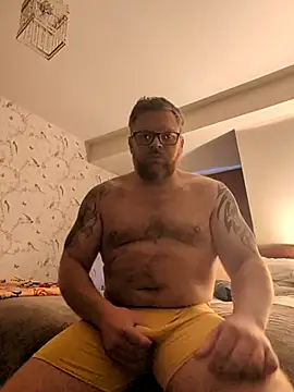Snapshot of JoshJones86 chatting on February 2026 05:25:01 PM JoshJones86 online show from February 2026 05:25:01 PM