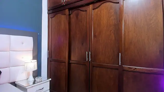 Snapshot of RED_VIOLETH chatting on February 2026 02:27:02 PM RED VIOLETH online show from February 2026 02:27:02 PM