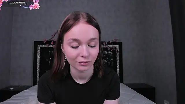 LillianPerry online show from March 2026 05:52:01 PM