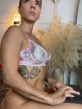 gaby cartter online show from July 2026 09:10:01 PM