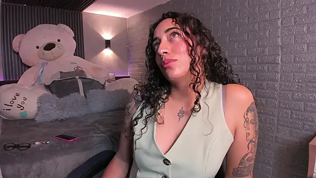 Snapshot of Magic_ivone chatting on February 2026 11:36:02 AM Magic ivone online show from February 2026 11:36:02 AM