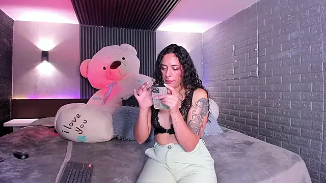 Snapshot of Magic_ivone chatting on February 2026 11:50:01 AM Magic ivone online show from February 2026 11:50:01 AM